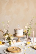 Bougie d'anniversaire Numéro '1', Blanche avec Pétales de Fleurs, 8 cm