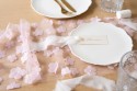Chemin de table Fleurs, rose clair, 26 x 500 cm