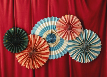 Rosettes décoratives...