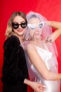 Lunettes en forme de cœur avec inscription ''Bride to Be'', blanc