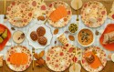 Assiettes en papier Citrouilles et glands, 23 cm, orange