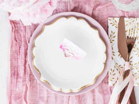 Assiettes en papier,...