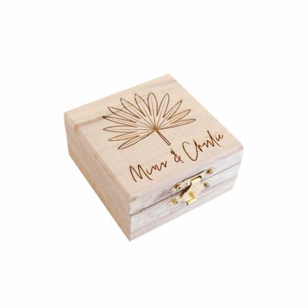 Boîte alliances carrée...