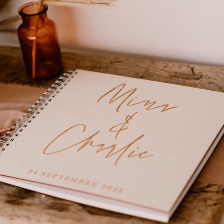 Livre d'or carré...