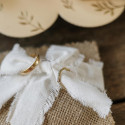 Petit coussin alliances en jute