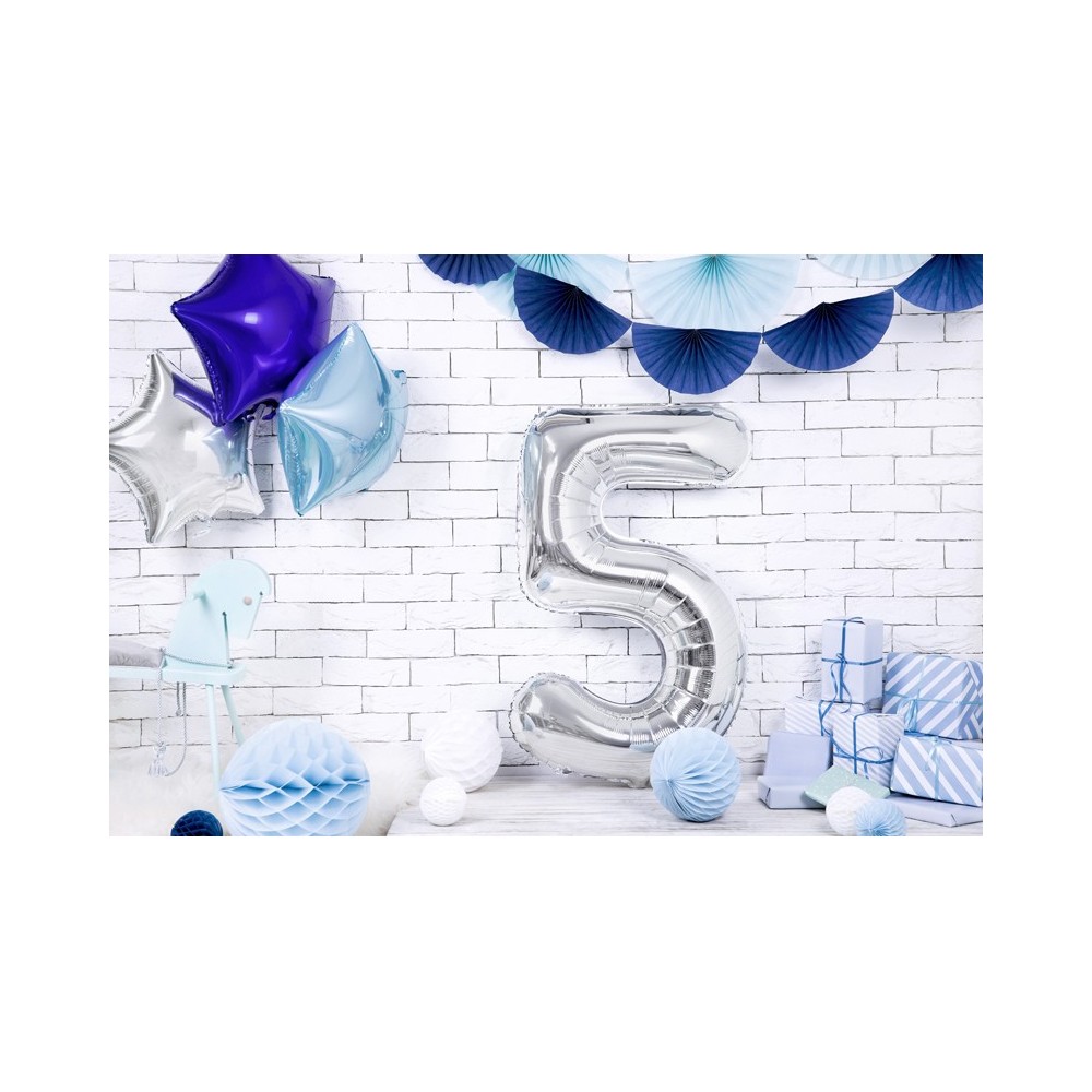 8 assiettes "Reine des neiges" - 23 cm