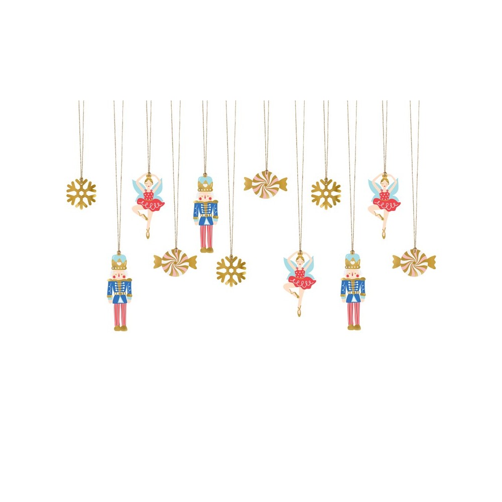 12 Etiquettes cadeaux Casse -Noisette