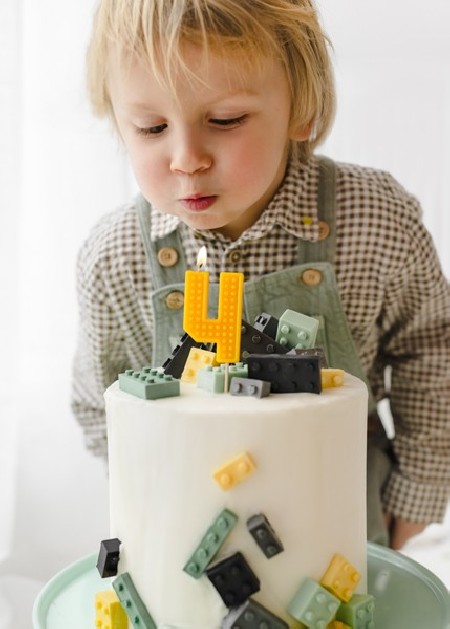 Bougie Chiffre 4 - jaune